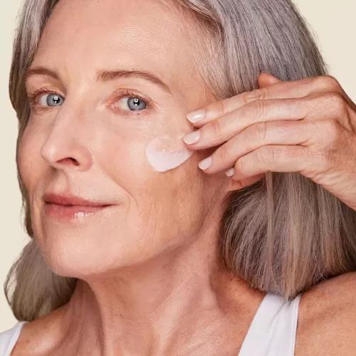Clarins Anti-Age Pflege^Nutri-Lumiere Nuit - Nahrende, Aufbauende Anti-Age Nachtcreme - Fur Jeden Hauttyp